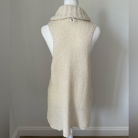 Billabong Sideways Love Sleeveless Turtleneck Sweater - Ivory - Size M - Picture 6 of 15